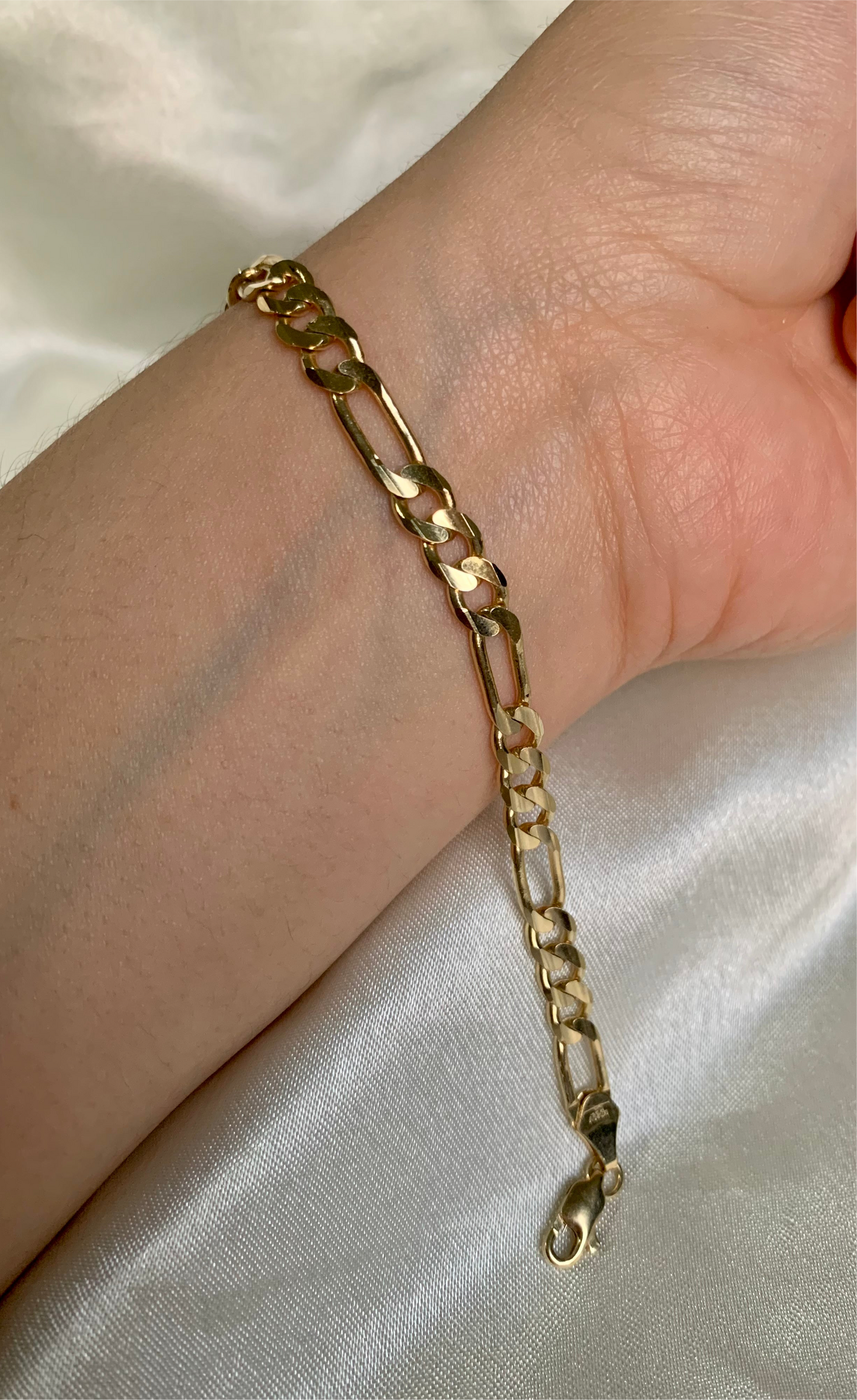 Pulso Fígaro 6mm (oro sólido)